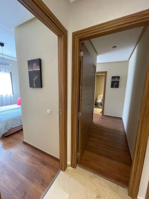 Nouaceur Chic & Cosy Flat Near Airport Lockbox Fast Wifi 아파트 외부 사진