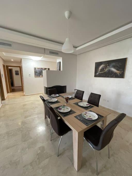 Nouaceur Chic & Cosy Flat Near Airport Lockbox Fast Wifi 아파트 외부 사진